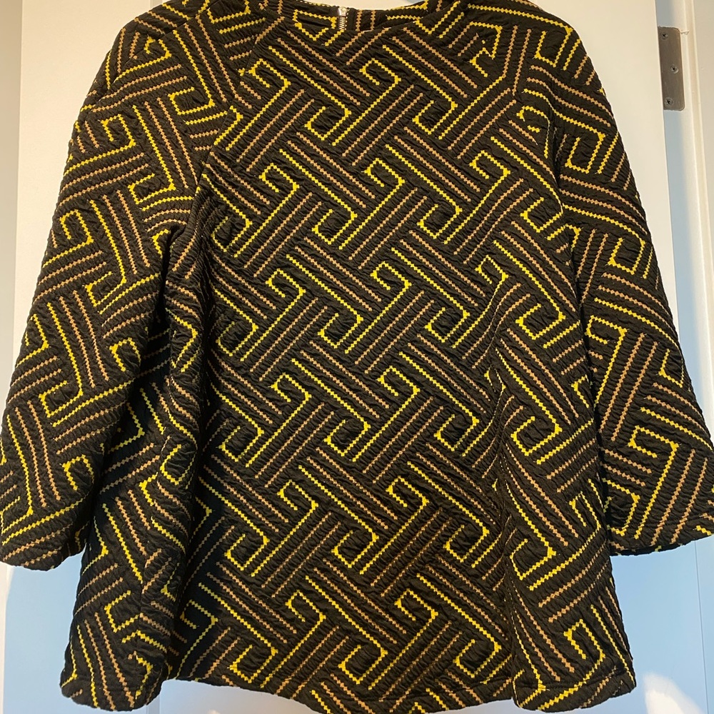 Brand: W5
Size: medium
Fit: oversized
